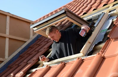 Pose de fenêtres de toit Velux à Cropte